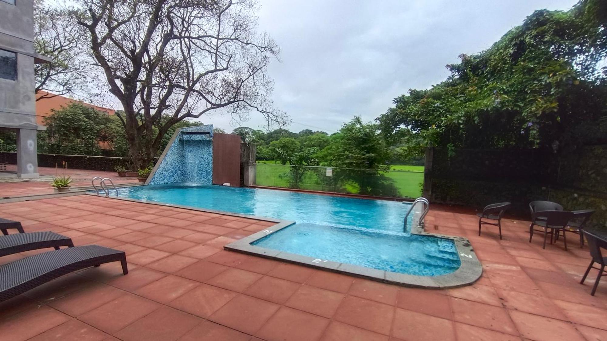 Triose Boutique Hotel Lonavala Kültér fotó