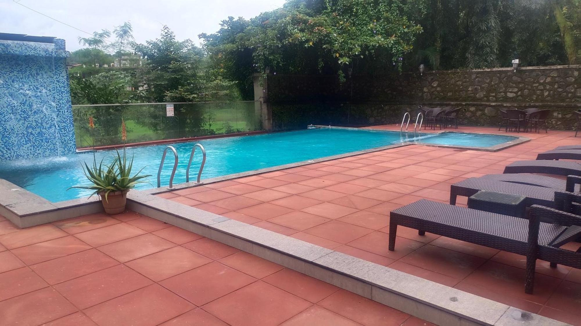 Triose Boutique Hotel Lonavala Kültér fotó